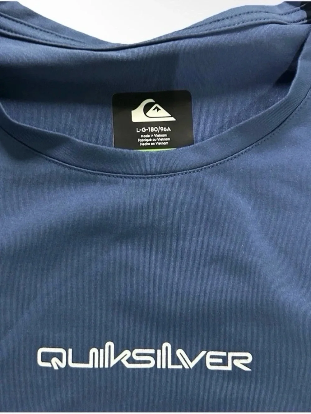 Men’s Quicksilver Blue Short Sleeve Rash Guard Swim Shirt Size Large - Picture 3 of 3